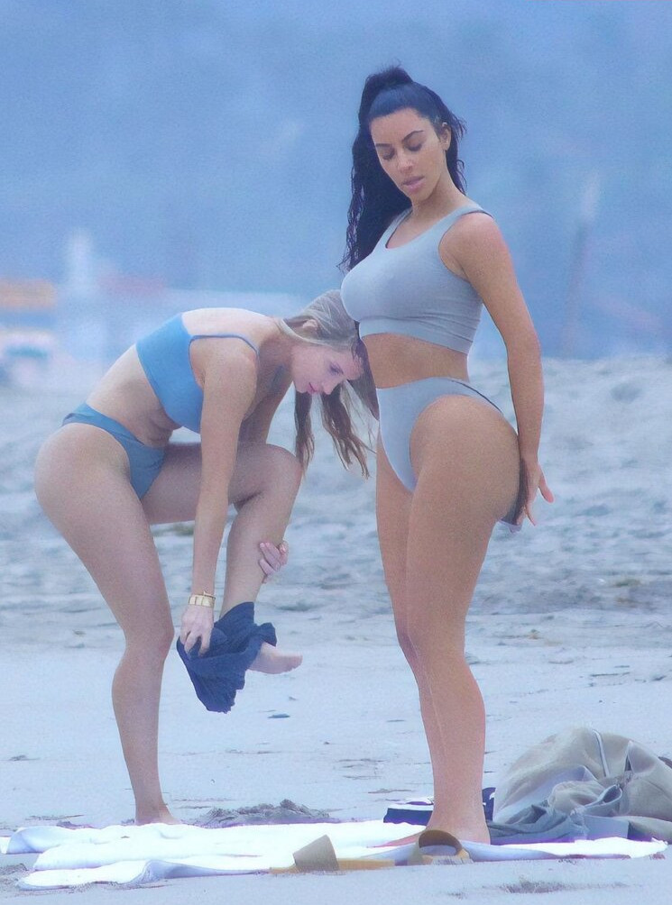 kim-kardashian gallery photo #1216