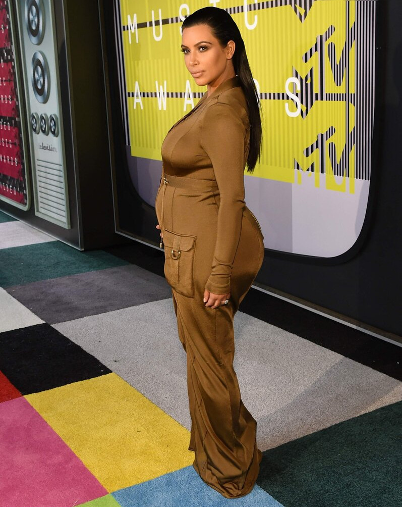 kim-kardashian gallery photo #1229