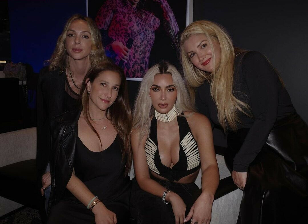 kim-kardashian gallery photo #1281