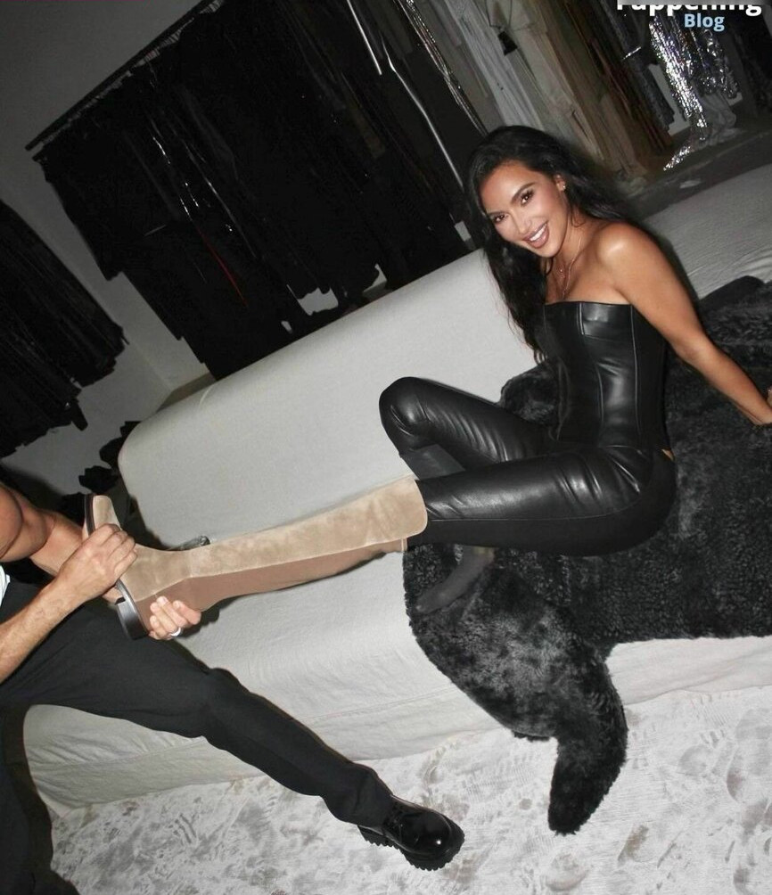 kim-kardashian gallery photo #1293