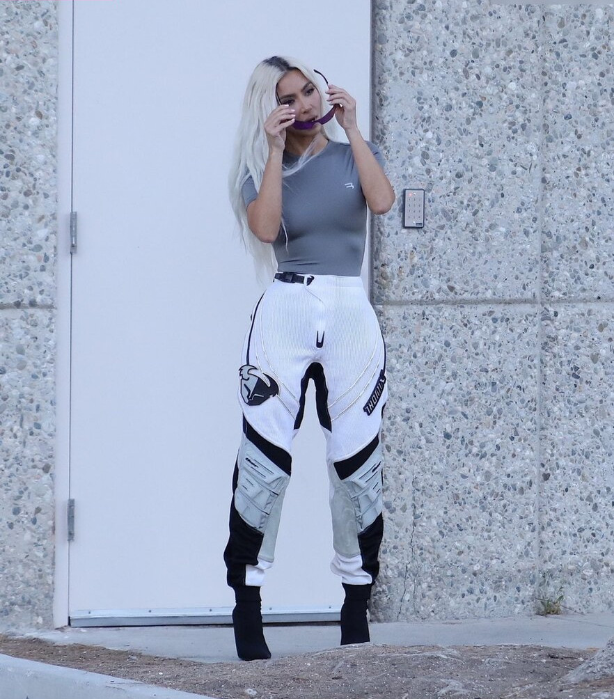 kim-kardashian gallery photo #1485