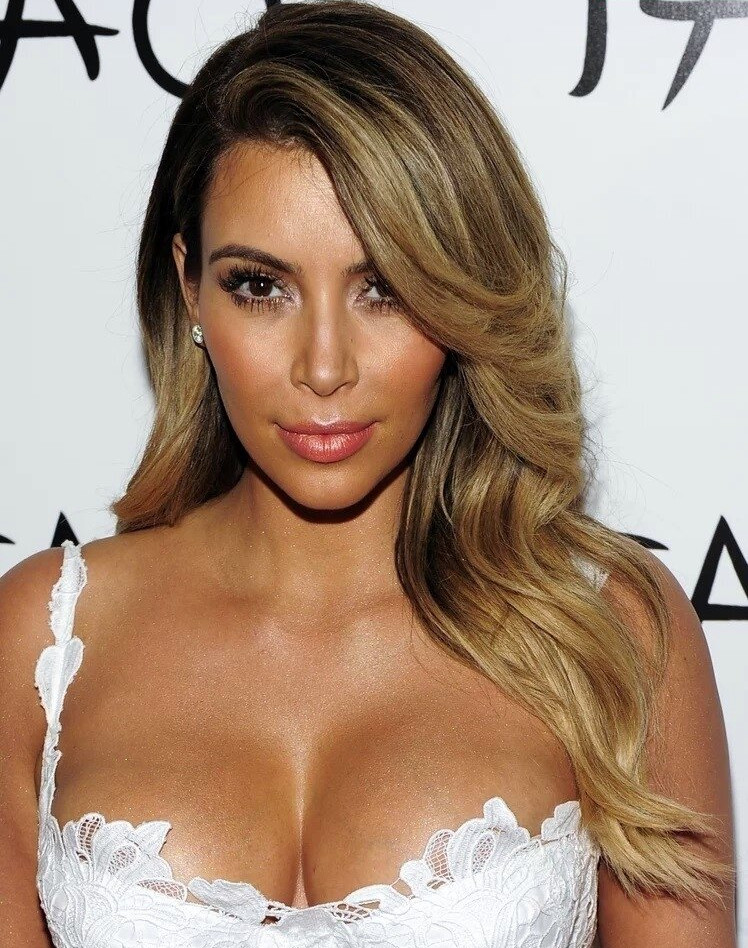 kim-kardashian gallery photo #1496