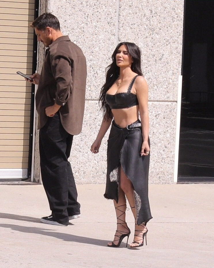 kim-kardashian gallery photo #1665