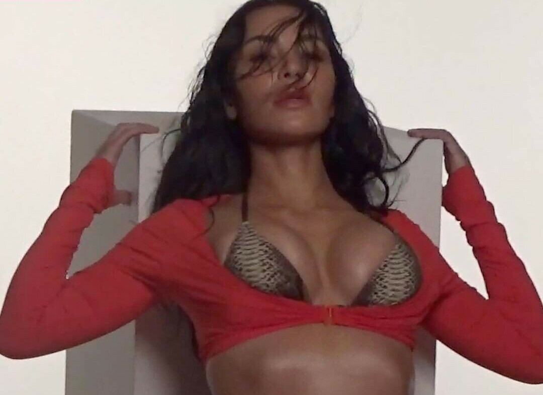 kim-kardashian gallery photo #1712