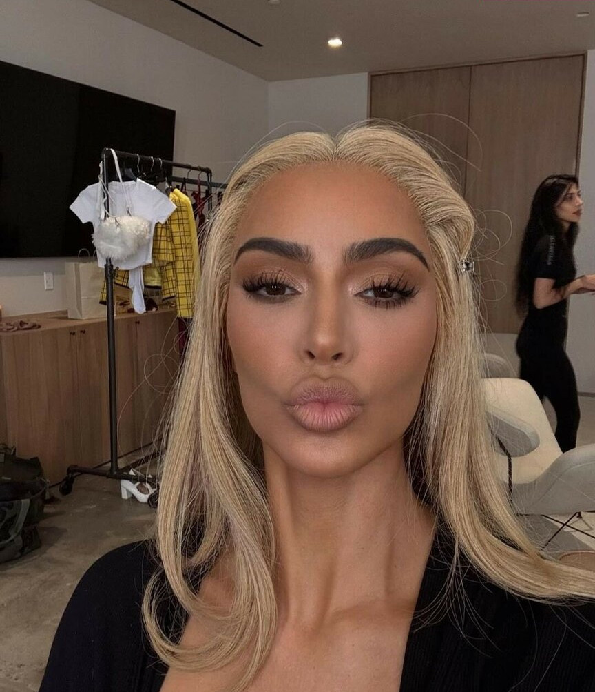 kim-kardashian gallery photo #1719