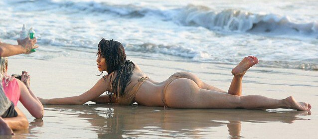 kim-kardashian gallery photo #1735