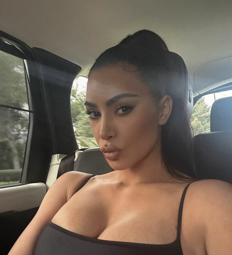 kim-kardashian gallery photo #2064