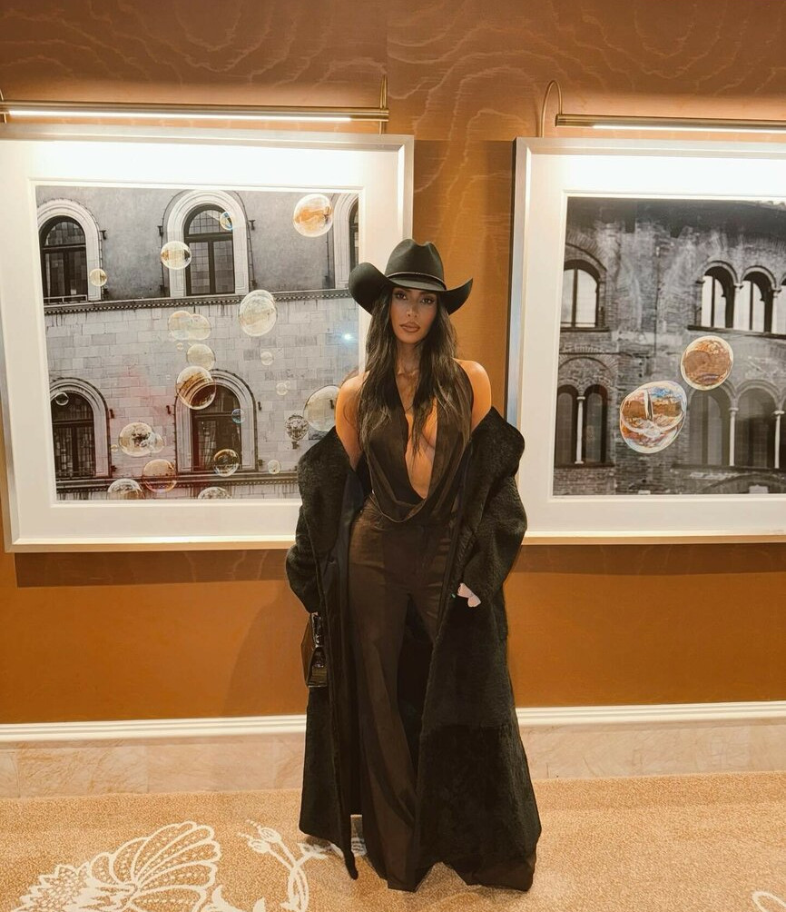 kim-kardashian gallery photo #2070