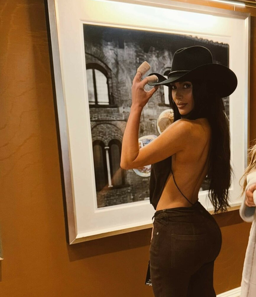 kim-kardashian gallery photo #2074