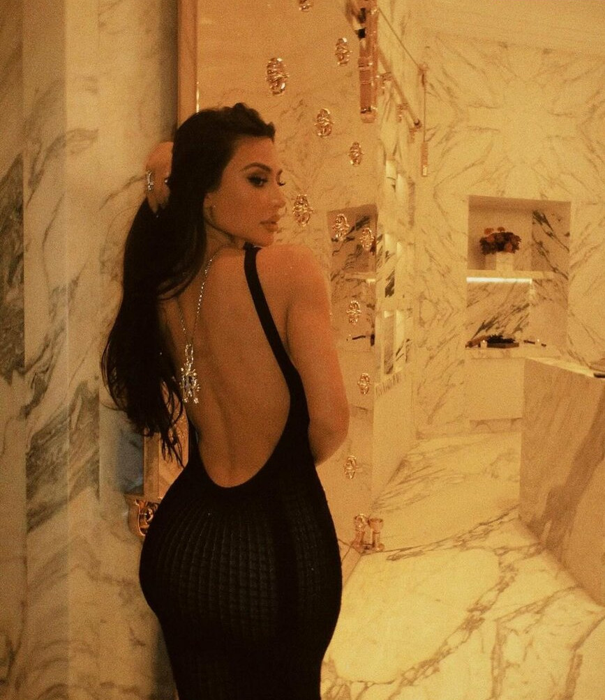 kim-kardashian gallery photo #2108