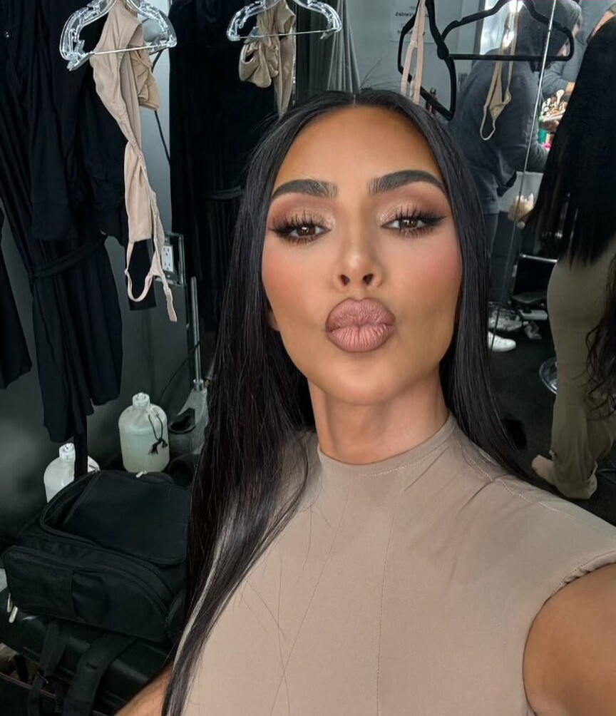 kim-kardashian gallery photo #2193