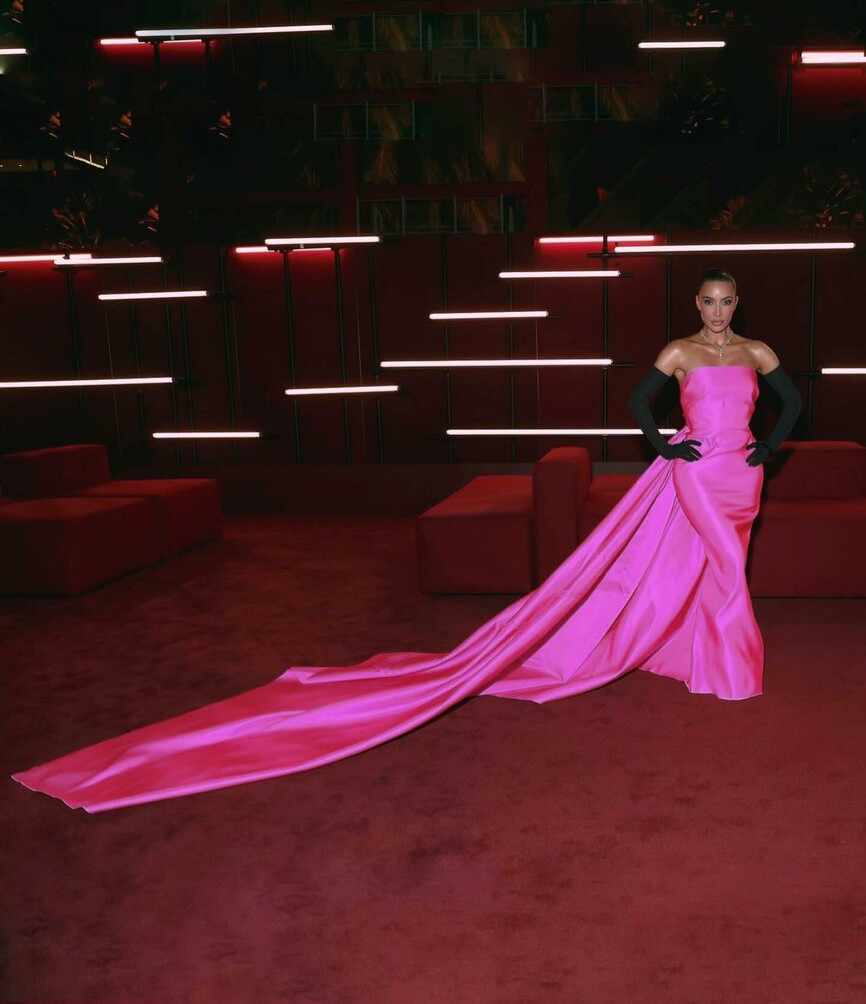 kim-kardashian gallery photo #2263