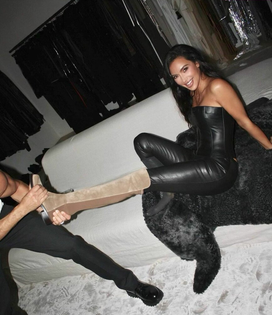 kim-kardashian gallery photo #2473