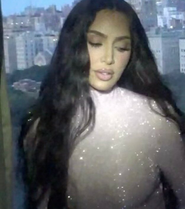 kim-kardashian gallery photo #2501