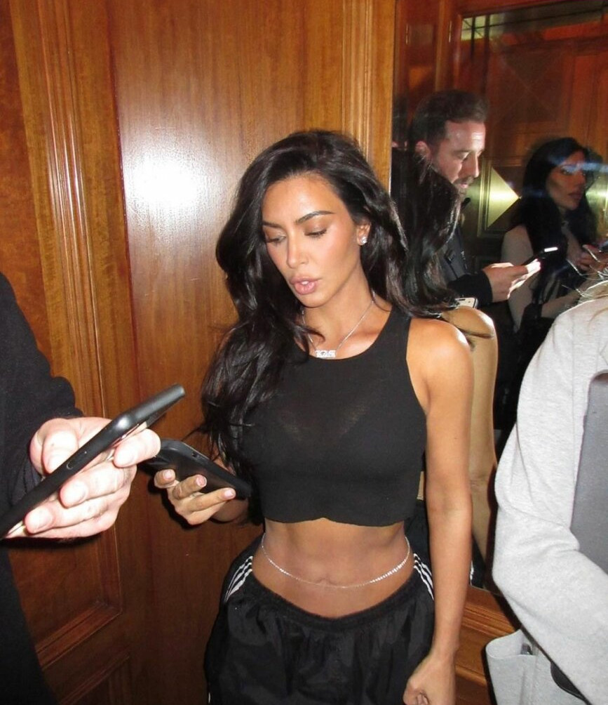 kim-kardashian gallery photo #2534