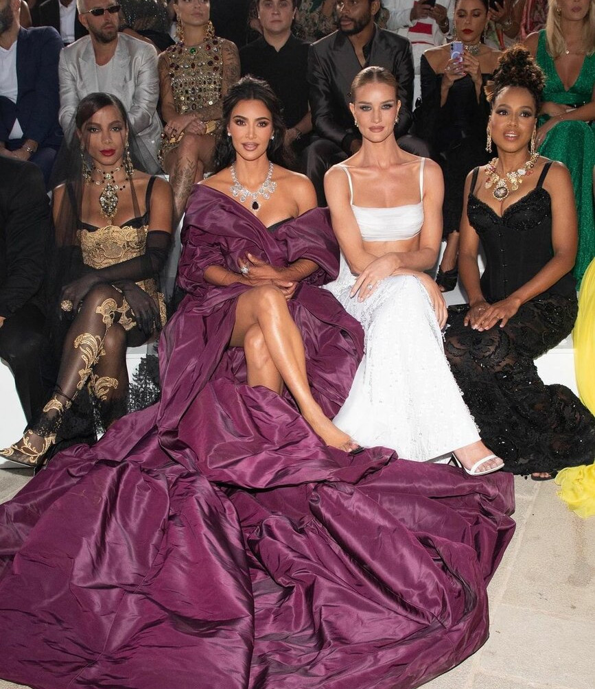 kim-kardashian gallery photo #2647