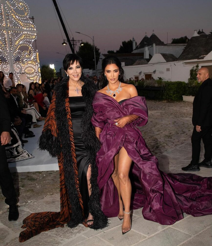 kim-kardashian gallery photo #2653