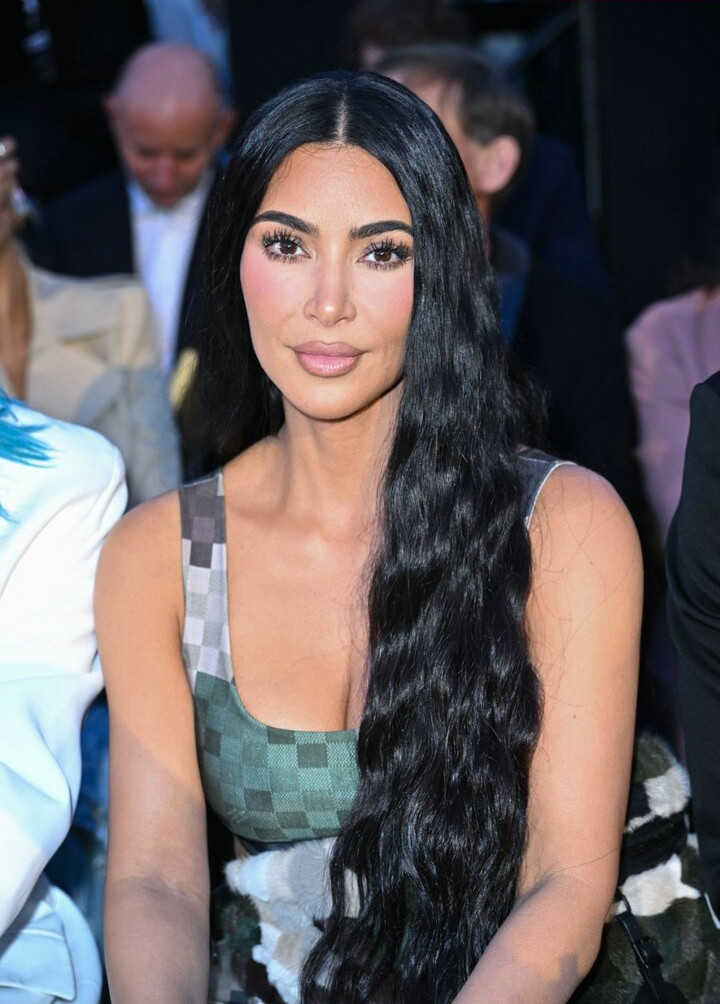 kim-kardashian gallery photo #2722