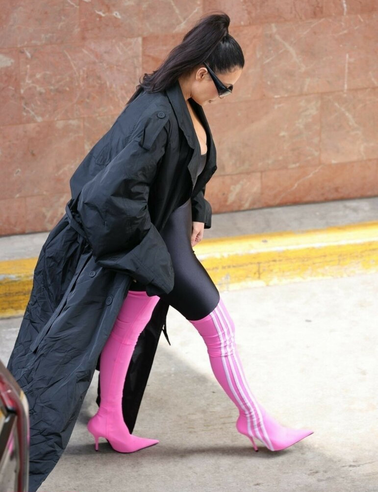 kim-kardashian gallery photo #2732