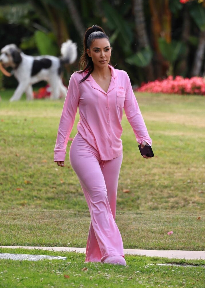 kim-kardashian gallery photo #2745