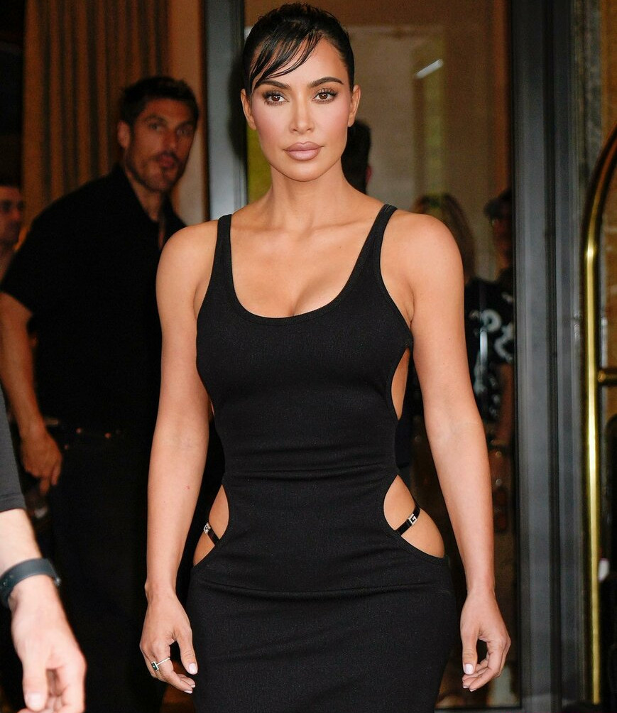 kim-kardashian gallery photo #2750