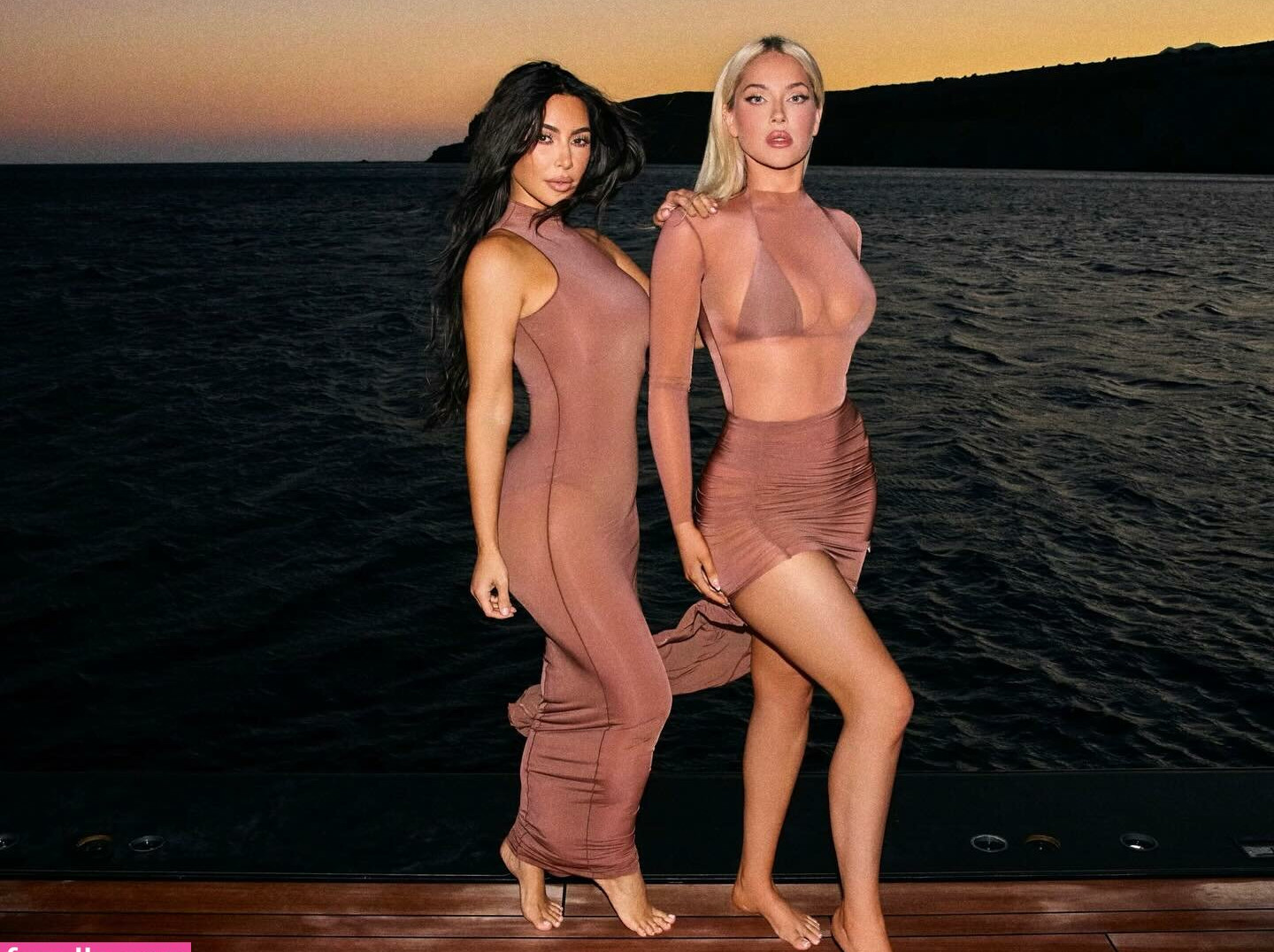 kim-kardashian gallery photo #399