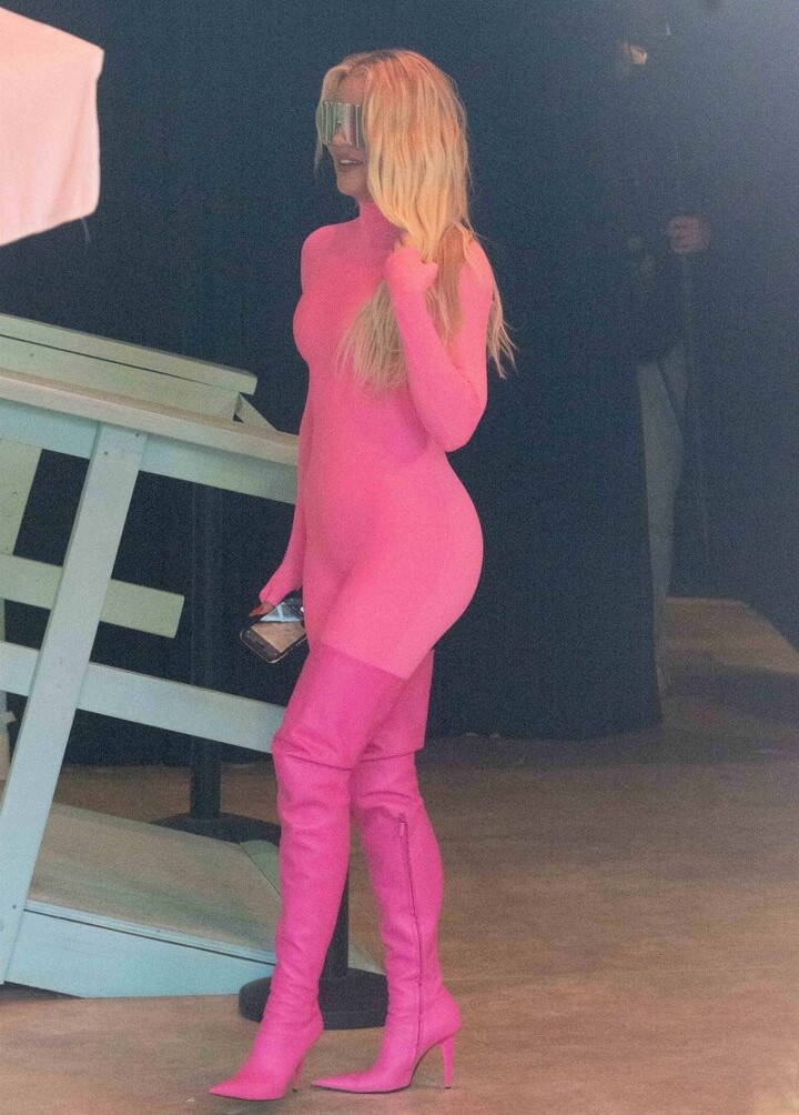 kim-kardashian gallery photo #419