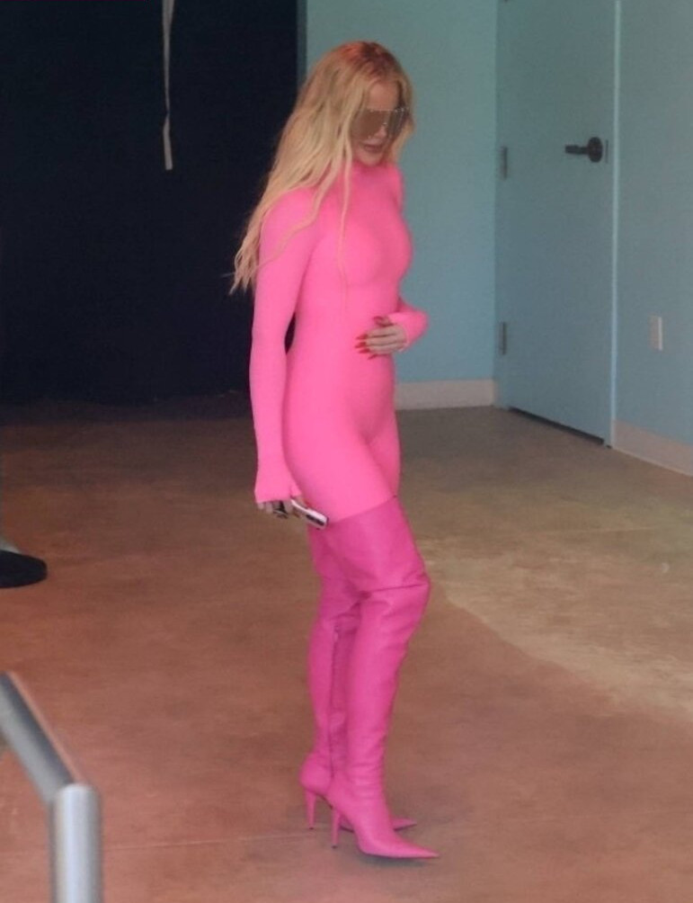 kim-kardashian gallery photo #424