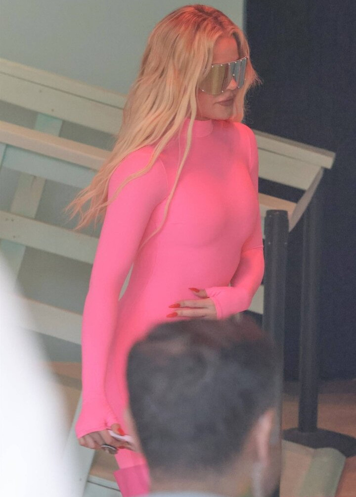 kim-kardashian gallery photo #428