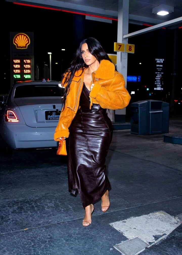 kim-kardashian gallery photo #435