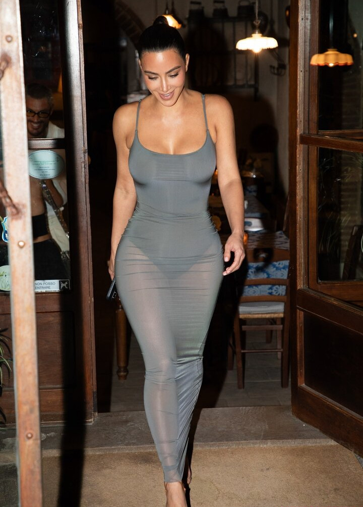 kim-kardashian gallery photo #457