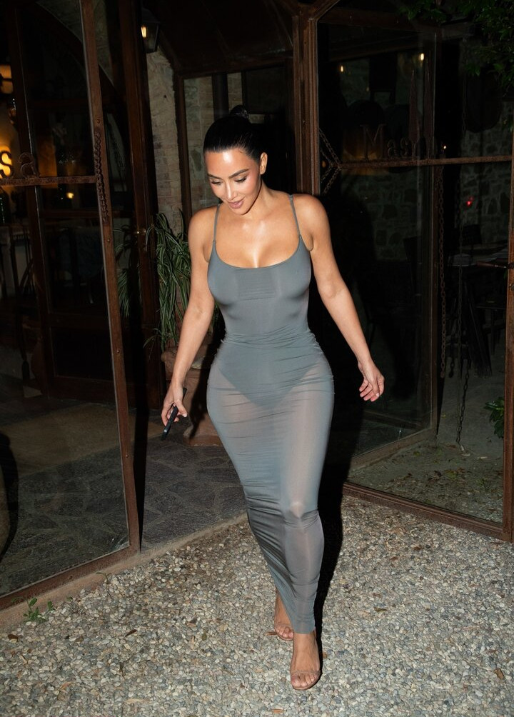 kim-kardashian gallery photo #458