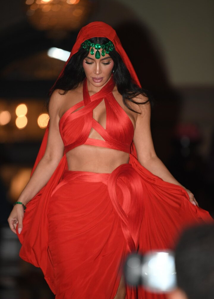 kim-kardashian gallery photo #461