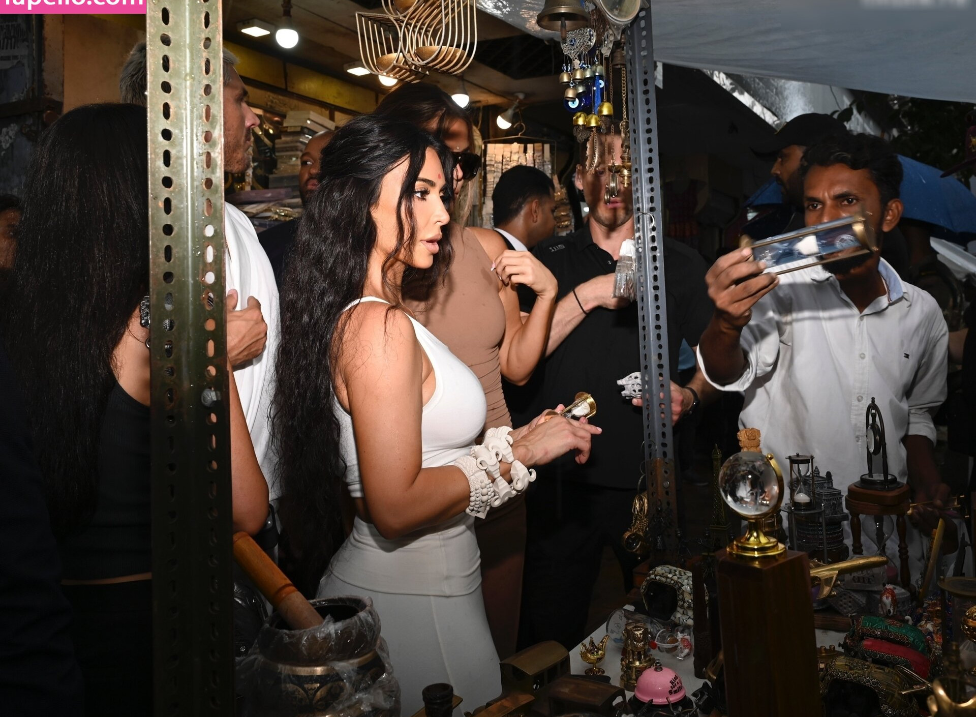 kim-kardashian gallery photo #484