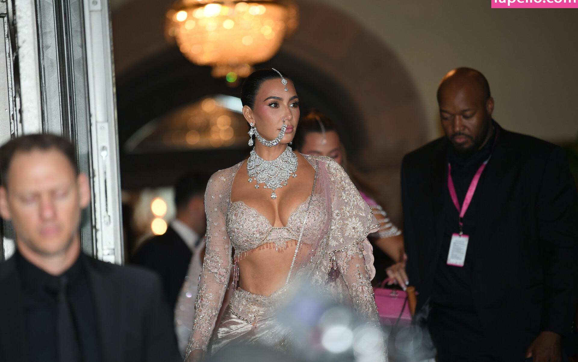 kim-kardashian gallery photo #504