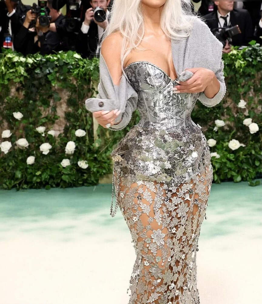 kim-kardashian gallery photo #628