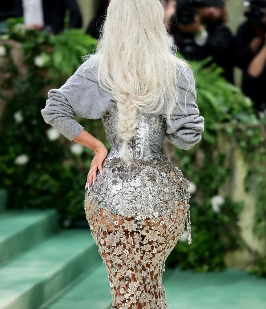 kim-kardashian gallery photo #631