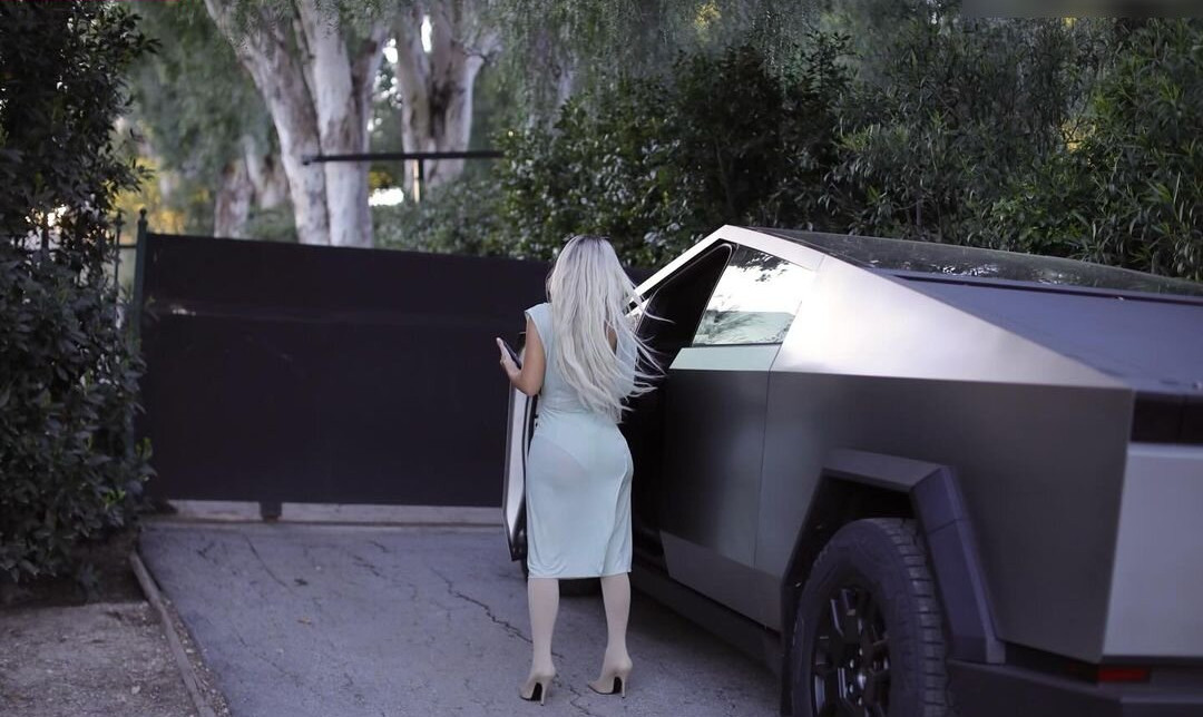 kim-kardashian gallery photo #640