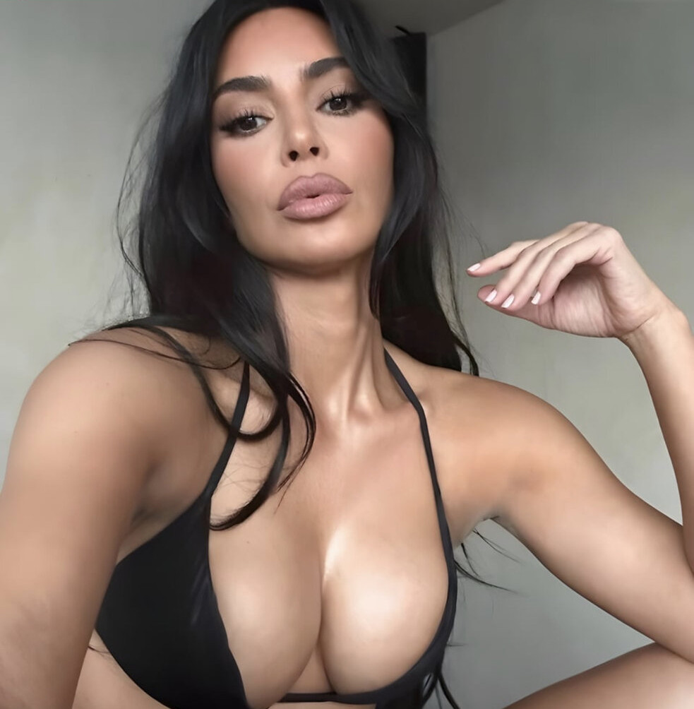 kim-kardashian gallery photo #649