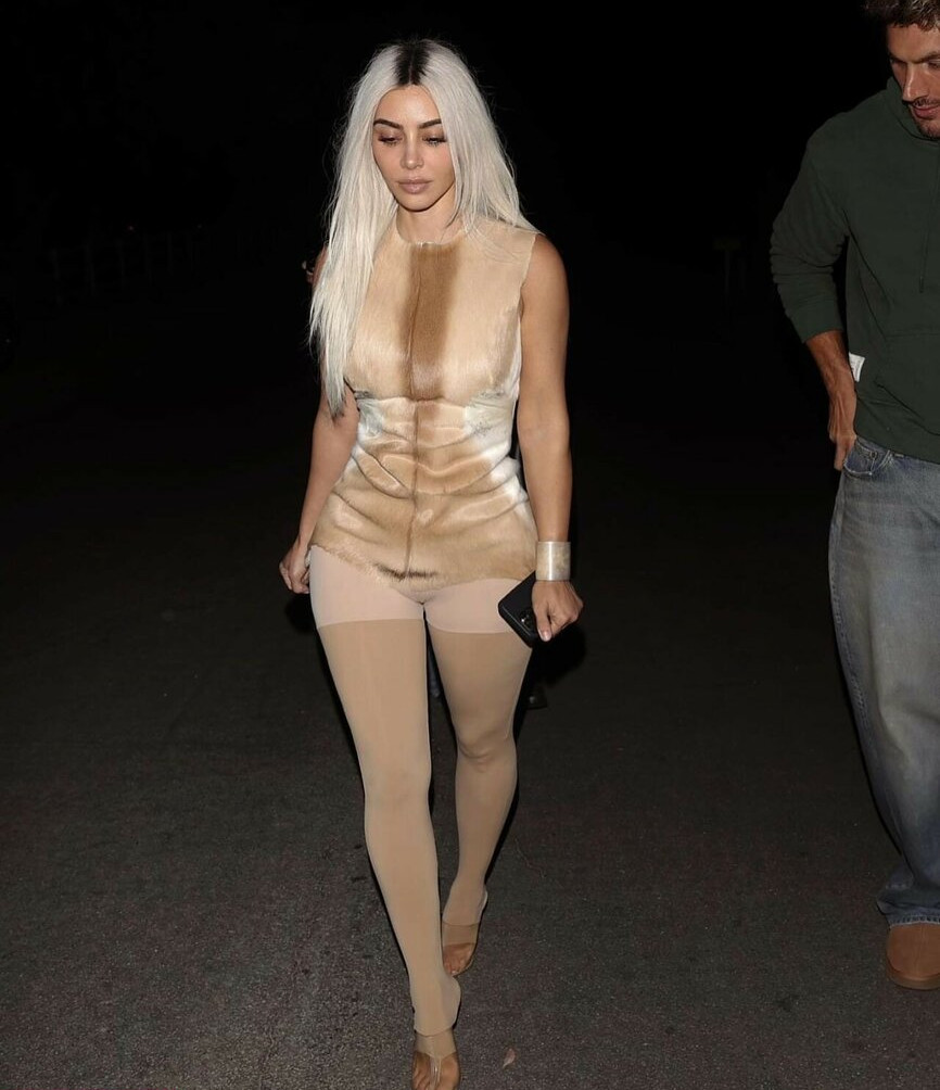 kim-kardashian gallery photo #659