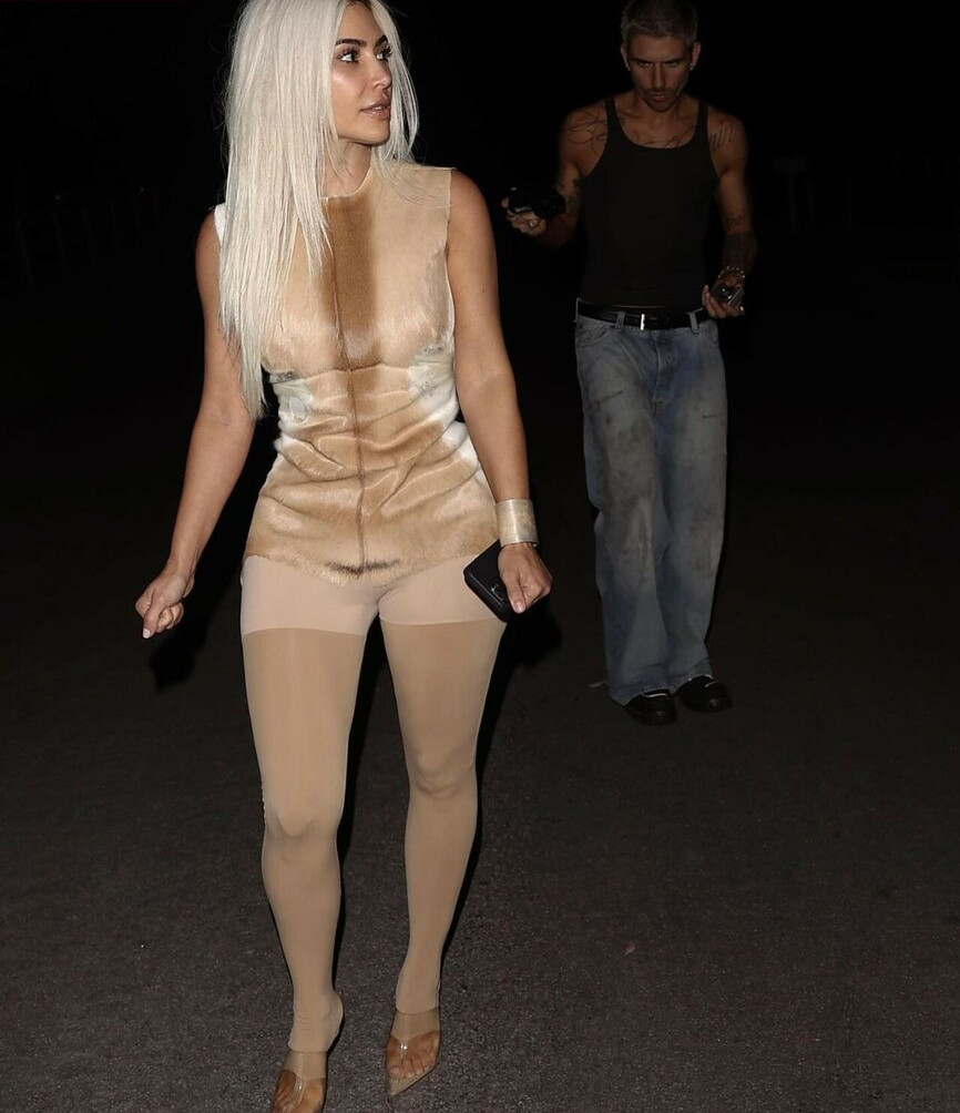 kim-kardashian gallery photo #662