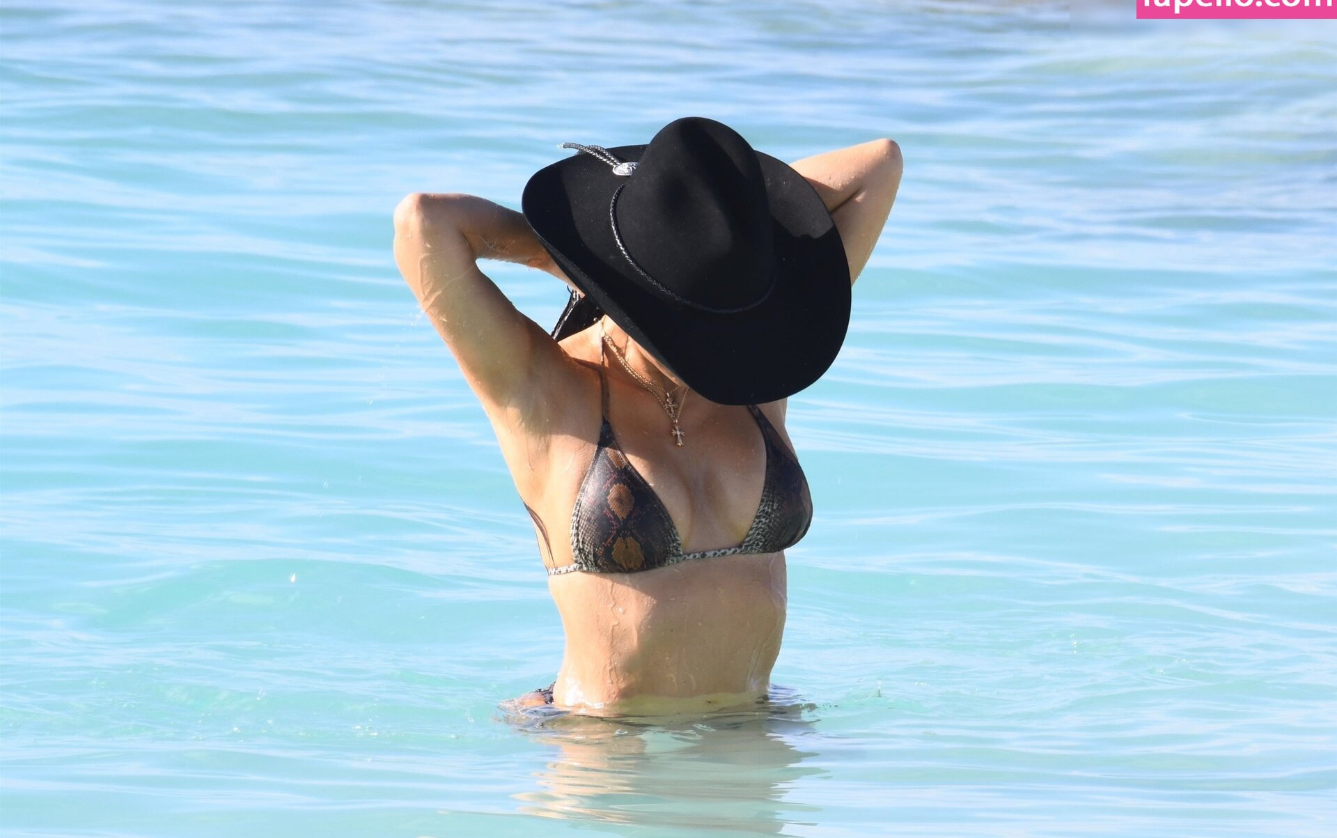 kim-kardashian gallery photo #758