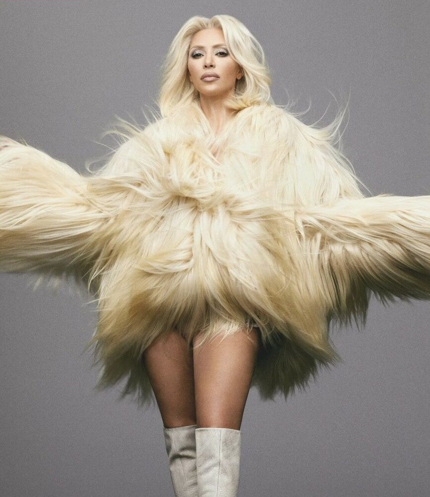 kim-kardashian gallery photo #779