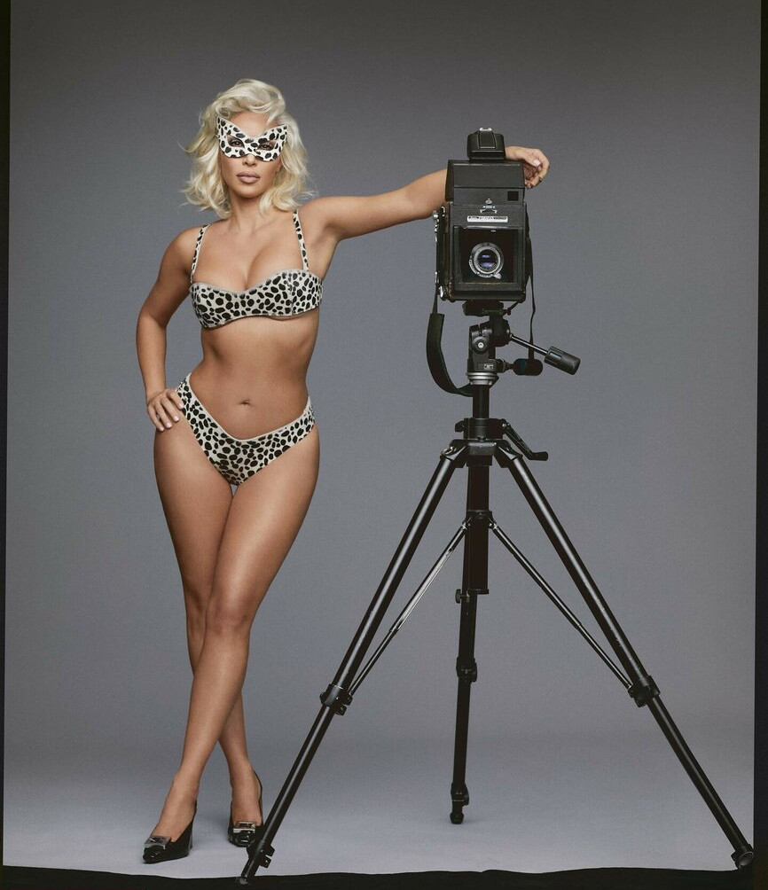 kim-kardashian gallery photo #785