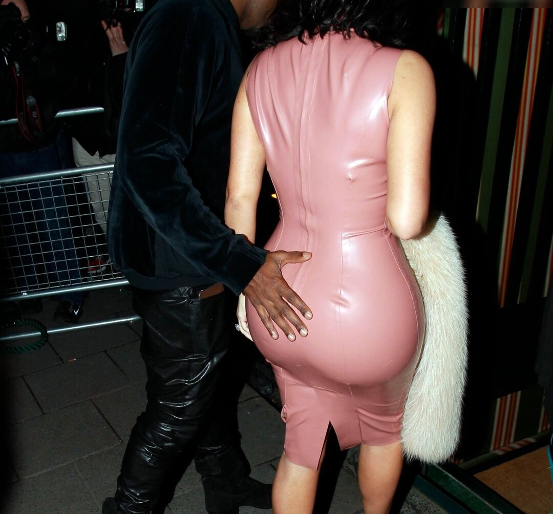 kim-kardashian gallery photo #793