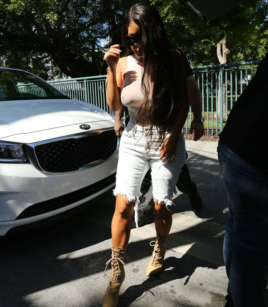 kim-kardashian gallery photo #891