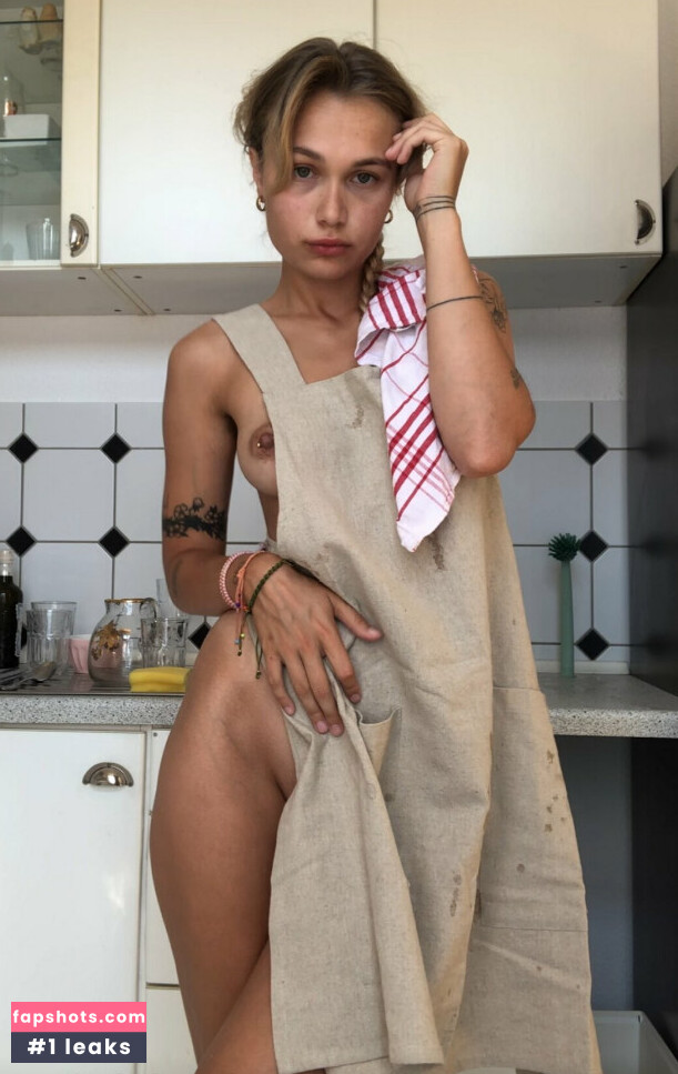 Kim.kn/eileenbaby777 gallery photo #7