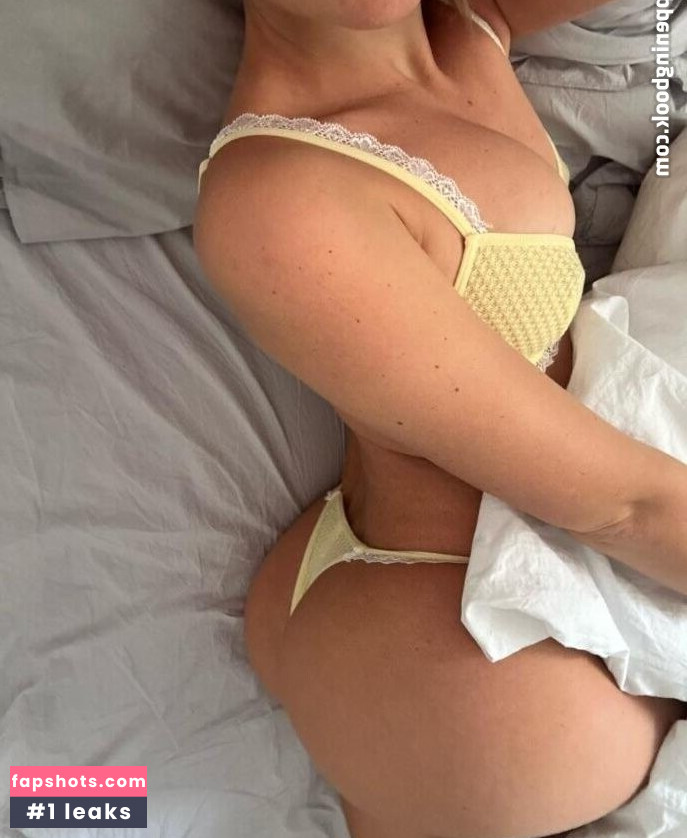 Kim Lamarin Nude Leaks OnlyFans Photos #15 - LeakJerk