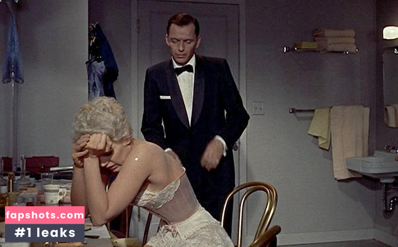 Kim Novak gallery photo #33