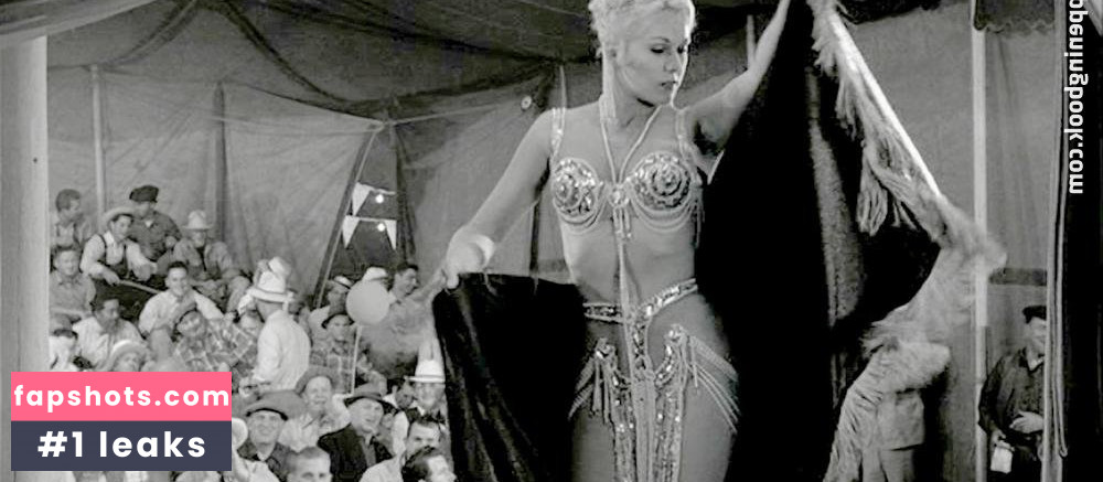 Kim Novak gallery photo #40